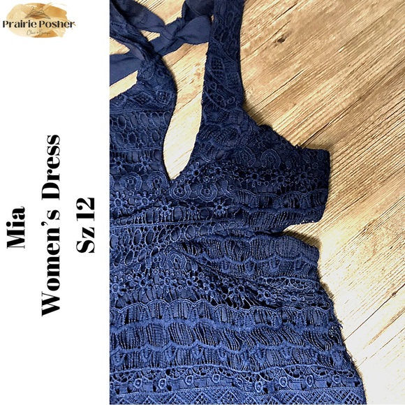 Mia, Dress, Women’s Sz 12, Blue Lace, EUC, PrairieposherCA - Picture 2 of 4